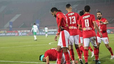 الأهلي يتقدم على الاتحاد بهدف كهربا فى الشوط الأول