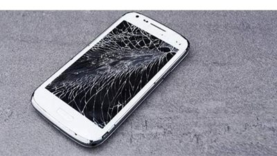 دراسة: زيت بذرة الكتان قادر على إصلاح شقوق الهاتف