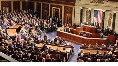 النواب الأمريكي يمرر مشروع رفع قيمة المساعدة للشخص الواحد من 600 إلى 2000 دولار