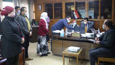 وزير الرياضة يتابع التصويت الإلكتروني بانتخابات برلمان الشباب