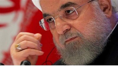 تحذيرات من بوادر تحد بين روحاني وخامئني