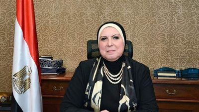 نيفين جامع: 49 مليار جنيه حجم الاستثمارات الصناعية