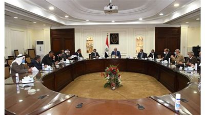 وزير الإسكان يلتقى أعضاء النواب والشيوخ بشمال سيناء للاستماع إلى مطالبهم.. ومتابعة موقف المشروعات الجارى تنفيذها