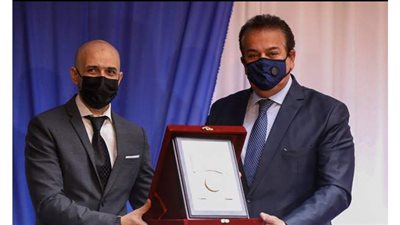 مصر للعلوم والتكنولوجيا توجه الشكر لـ عبدالغفار لافتتاحه 