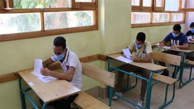 هل يجب تقديم مواعيد الامتحانات في ظل تفشي فيروس كورونا؟