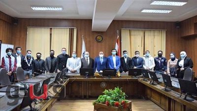 رئيس جامعة بني سويف يوجه بتدريب رؤساء اتحاد الطلاب على مهارات القيادة