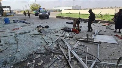 بعد انفجار عدن.. طائرة مسيرة استخدمت في الهجوم على المطار | فيديو