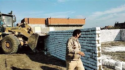 إزالة 7 حالات تعد في 4 مراكز بالبحيرة