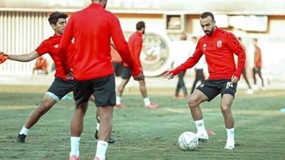 ربيعة وأفشة ينتظمان في مران الأهلي