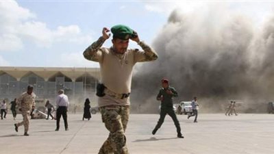 رويترز: انفجار آخر يهز مدينة عدن قرب قصر المعاشيق