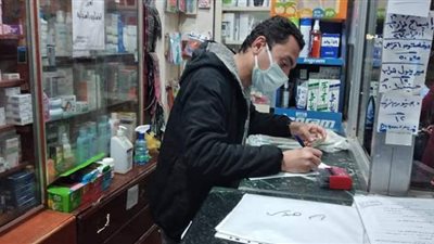ضبط 12 صيدلية مخالفة لعدم وجود مديرها بالجيزة | صور