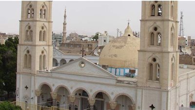 مطرانية نجع حمادي تعلق الاحتفال برأس السنة الميلادية بسبب كورونا