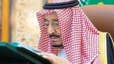الملك سلمان: نأمل في تعزيز العمل المشترك خلال القمة الخليجية المقبلة