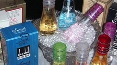 ضبط مصنع عطور  بدون ترخيص في القطامية