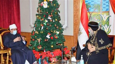 وزير الأوقاف يهنئ البابا تواضروس والكنائس المصرية بعيد الميلاد المجيد