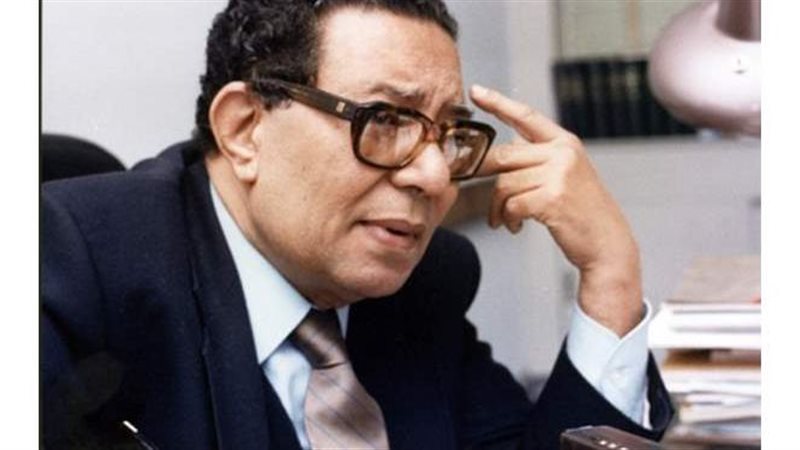 احمد بهاء الدين
