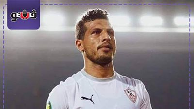 طارق حامد يفوز بلقب أفضل لاعب وسط فى استفتاء 