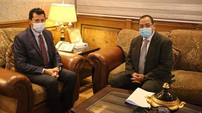 وزيرالرياضة يناقش ترتيبات الانتقال للعاصمة الإدارية