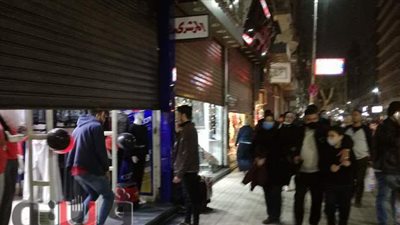 محال وسط البلد تغلق أبوابها قبل الموعد الرسمي بساعتين في ليلة رأس السنة | صور