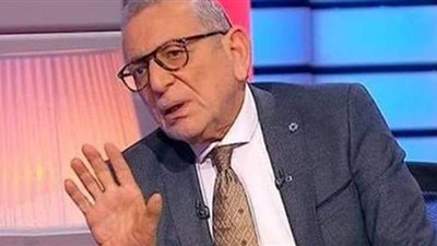 عدلي القيعي يهاجم مدير التعاقدات في بيراميدز: 