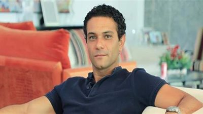 آسر ياسين يكشف أصعب موقف لابنيه طاهر وأمين في 2020 | فيديو