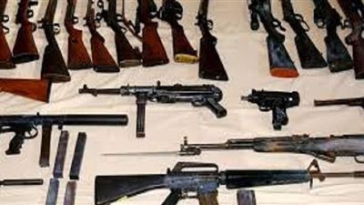 ضبط 188 متهما بحوزتهم 426 قطعة سلاح ناري وأبيض بالمحافظات