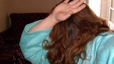 أول فضيحة في 2021.. عامل يضبط زوجته عارية في أحضان عشيقها داخل 