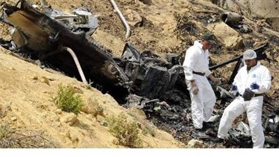 كانت تقل مهاجرين.. مصرع 20 شخصا وإصابة 11 آخرين في انقلاب سيارة بالجزائر