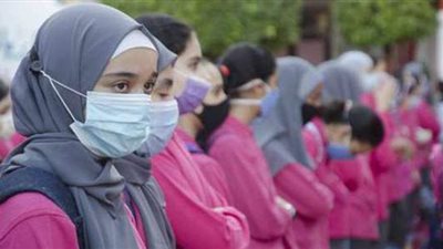 متى يبدأ تطعيم طلاب المدارس والجامعات بلقاح كورونا؟