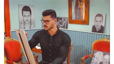 الرسام مصطفى نشأت يستعد لإقامة أول معارضه الفنية