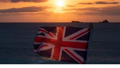 الجارديان: بريطانيا تمر بركود اقتصادي الأسوأ منذ 300 عام