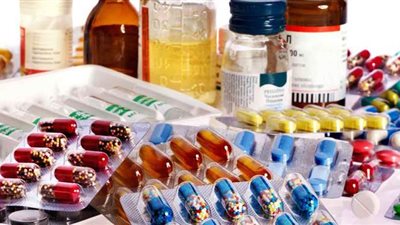 شعبة الأدوية: مخزون العلاج يكفى لمدة عام