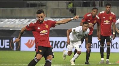 فرنانديز يحصد جائزة أفضل لاعب في ديسمبر بمانشستر يونايتد