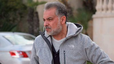 تشييع جثمان المخرج حاتم علي من مسقط رأسه بسوريا| صور وفيديو