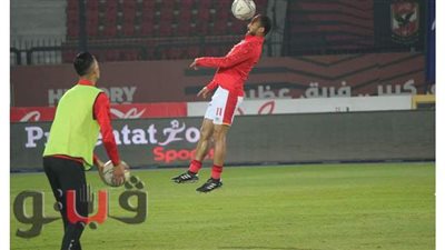 تجهيزات لاعبي الأهلي على ملعب السلام قبل لقاء فريق وادي دجلة.. صور