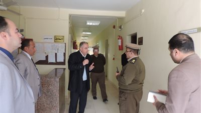 مدير أمن الفيوم يتفقد مركز شرطة يوسف الصديق