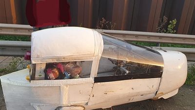 أغرب سيارة بريطانية تسير بشكل قانوني (صور)