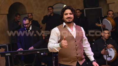 بالصور.. مصطفى حجاج يشعل حفل عيد الحب بـ«سيتي ستارز»