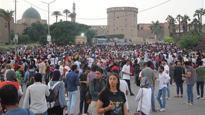 طوابير أمام القلعة لحضور حفل مسار إجباري (صور)