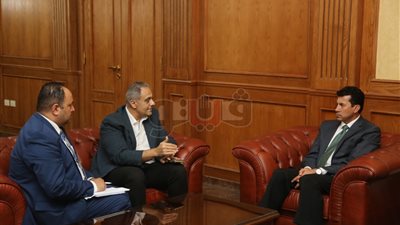 وزير الرياضة يستقبل مسئول التغذية والقياسات الطبية لمشروع البطل الأوليمبي