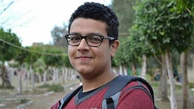 الحزن يخيم على الجامعة الأمريكية بعد وفاة طالب «حمام السباحة».. الطالب تعرض لأزمة صحية.. فتح التحقيق في الواقعة وتنكيس الأعلام.. والطلاب يصلون على روحه غدا