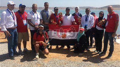 بعثة مصر تحتفل بميداليات التجديف الأربعة بالألعاب الأفريقية