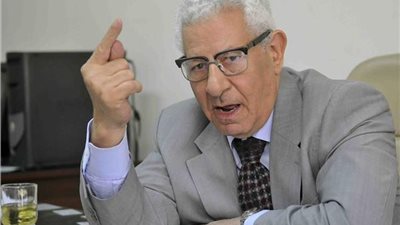 الأعلام للإعلام يشكل لجنة لمراجعة خطابات الأمين العام عقب اتهامه في قضية رشوة