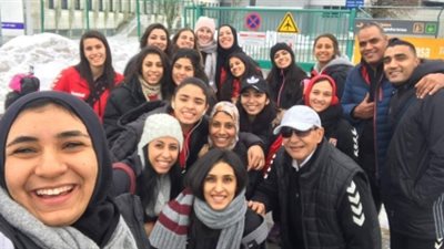 «طائرة سيدات الأهلي» تصل سلوفينيا للدخول في معسكر مغلق