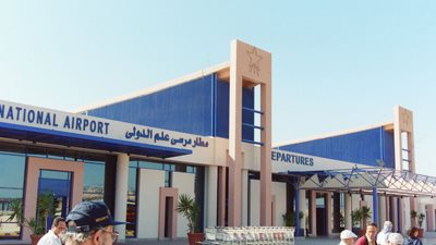 إغلاق ممر هبوط الطائرات بمطار مرسى علم بسبب أعمال التطوير