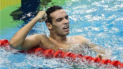 أكرم يحصد ذهبية ٨٠٠ متر سباحة حرة وبرونزية للقماش بدورة الألعاب الأفريقية