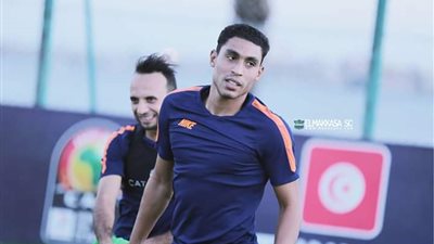 الظهور الأول لعمرو مرعي بتدريبات المقاصة (صور)