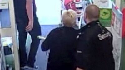 لص غبي يكرر سرقته ثلاث مرات (فيديو وصور)