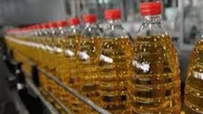 ضبط 35 ألف عبوة و4 أطنان زيت طعام مغشوش داخل مصنع في القليوبية