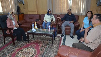 الوادى الجديد تبحث استعدادات تنظيم المهرجان الدولي الخامس للتمور